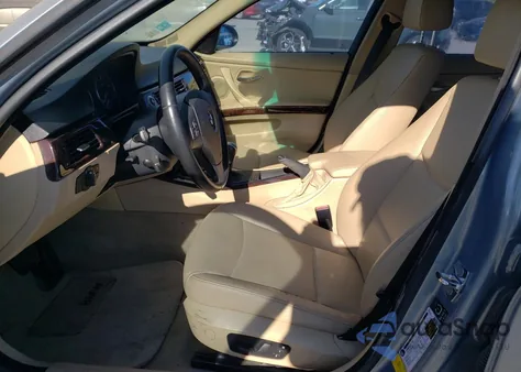 2006 BMW 325 I z USA, uszkodzony, nr VIN WBAVB13536PT14056